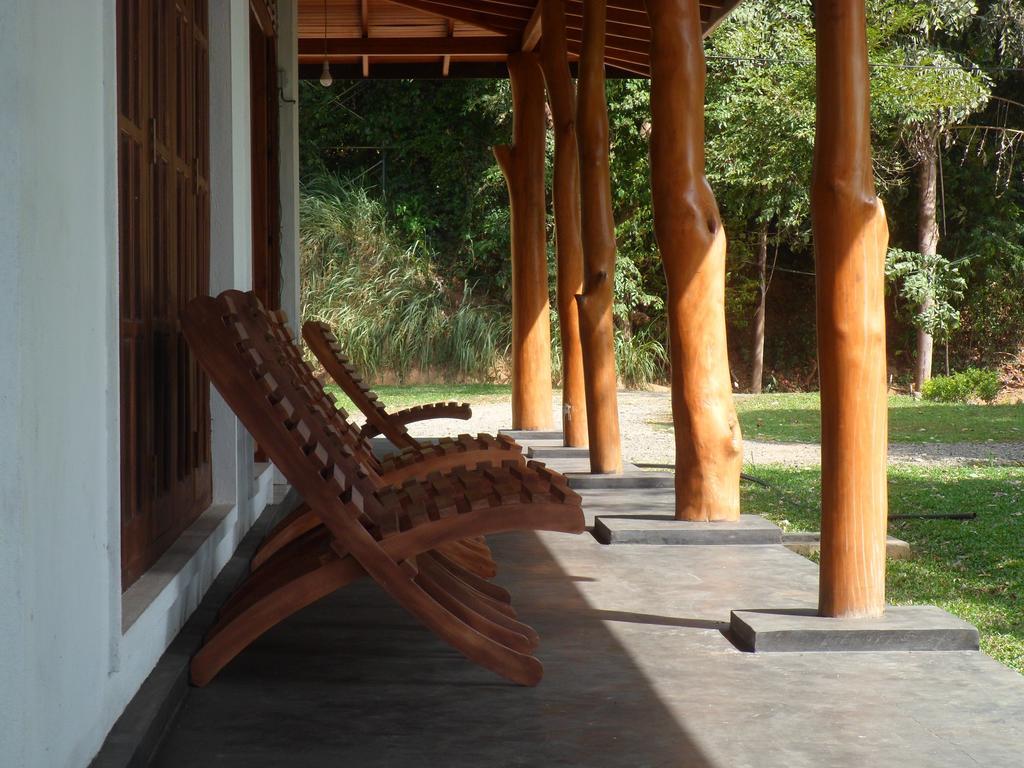 Blue Lake Ridge Maha Oya Extérieur photo